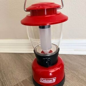 Coleman 400 Lumens Personal LED Lantern with 4D Battery